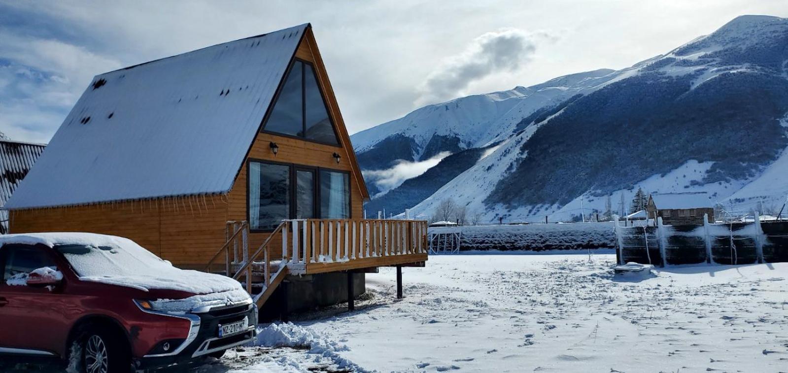 Mountain Hut In Kazbegi Βίλα Εξωτερικό φωτογραφία